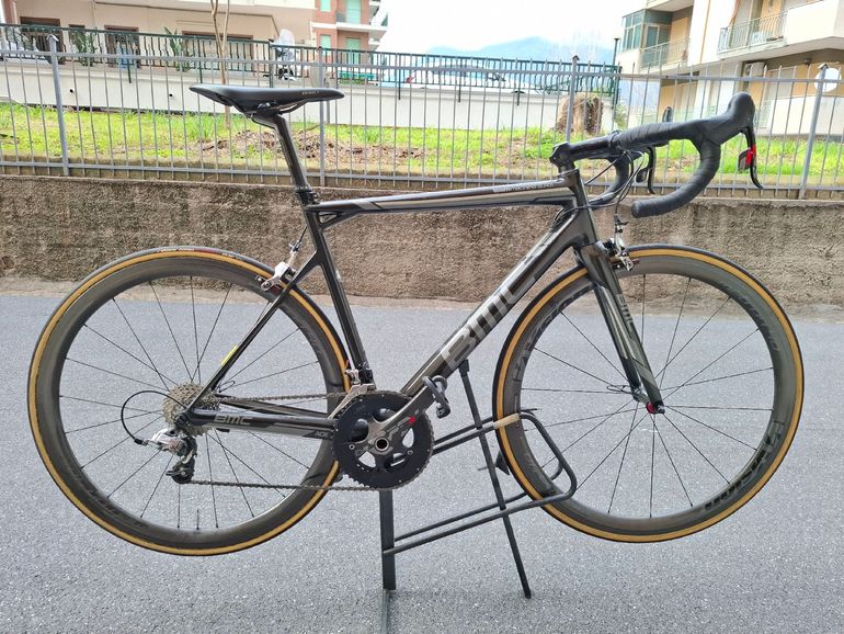 Used BMC Timemachine SRAM Red 2015 Road & Gravel, Black — image 1 of 6