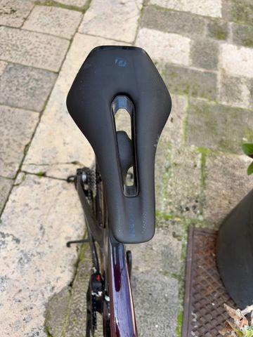 Brugt Scott Foil Shimano 105 Di2 2023 Road & Gravel — billede 14 af 15