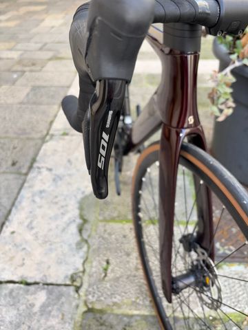 Brugt Scott Foil Shimano 105 Di2 2023 Road & Gravel — billede 10 af 15