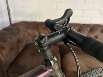 Tweedehands Cannondale TOPSTONE 2 VIOLETA 2022 Road & Gravel — afbeelding 6 van 16