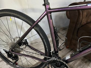 Tweedehands Cannondale TOPSTONE 2 VIOLETA 2022 Road & Gravel — afbeelding 14 van 16