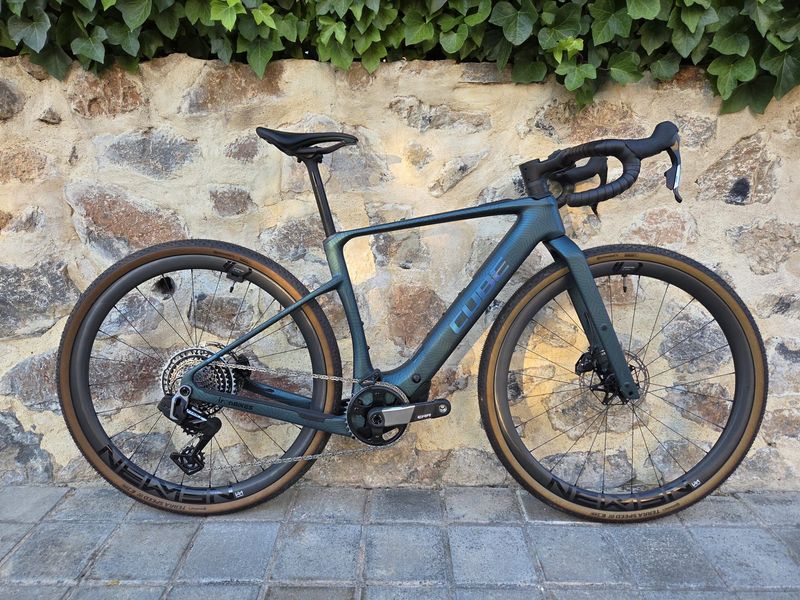 Used CUBE NUROAD HYBRID C:62, SLT 400X 2026 2026 Road & Gravel