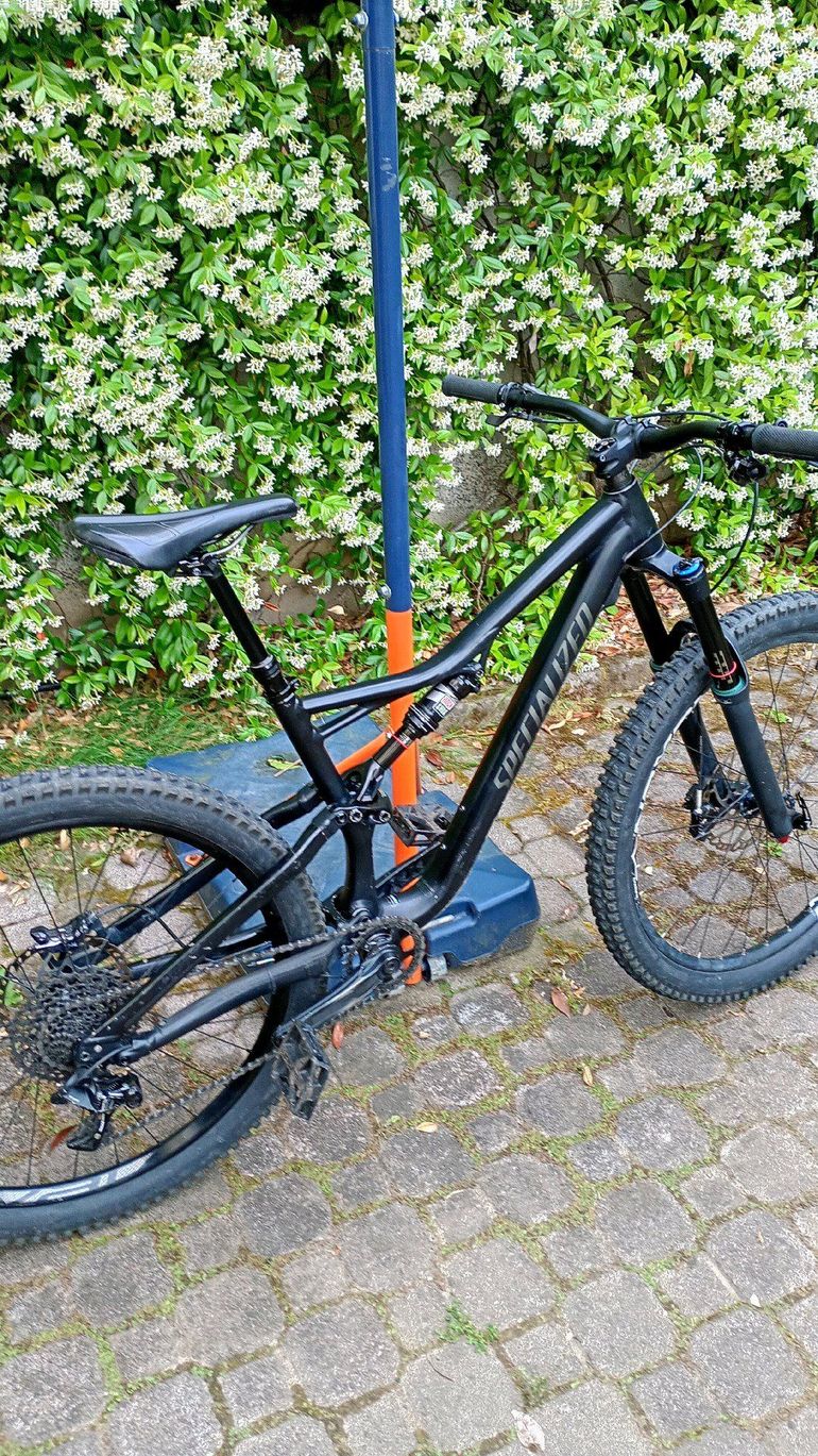 Used Specialized Stumpjumper SRAM GX 2017 Mountainbike, Nero — image 11 of 19