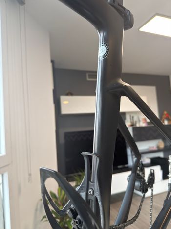 Used Specialized Tarmac Frameset 2020 Road & Gravel — image 6 of 12