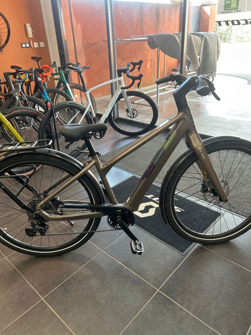 Used Bergamont E-Ville Shimano Deore XT 2024 Urban & Touring
