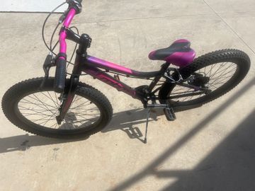 Used MBM Custom Other Shimano - Mountainbike 2025 Mountainbike, Purple — image 2 of 7