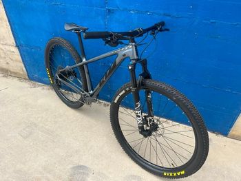 Used KTM Myroon SRAM GX 2024 Mountainbike, Gris claro — image 11 of 19
