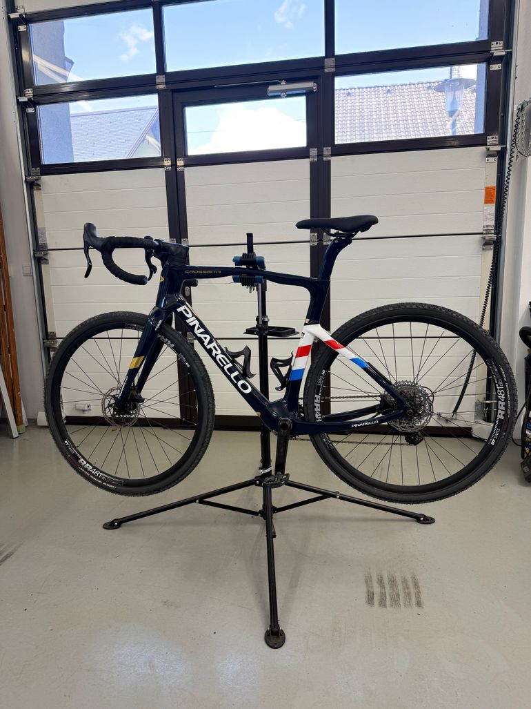 Used Pinarello Crossista Campagnolo Ekar 2024 Road & Gravel, Blue — image 1 of 15