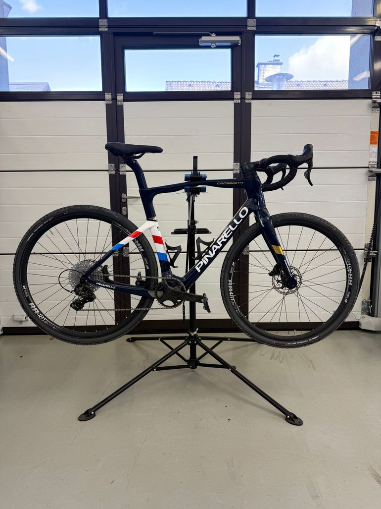Used Pinarello Crossista Campagnolo Ekar 2024 Road & Gravel, Blue — image 2 of 15