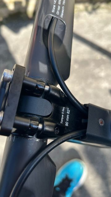 Used Colnago V3 Shimano 105 Di2 2023 Road & Gravel, White — image 11 of 22