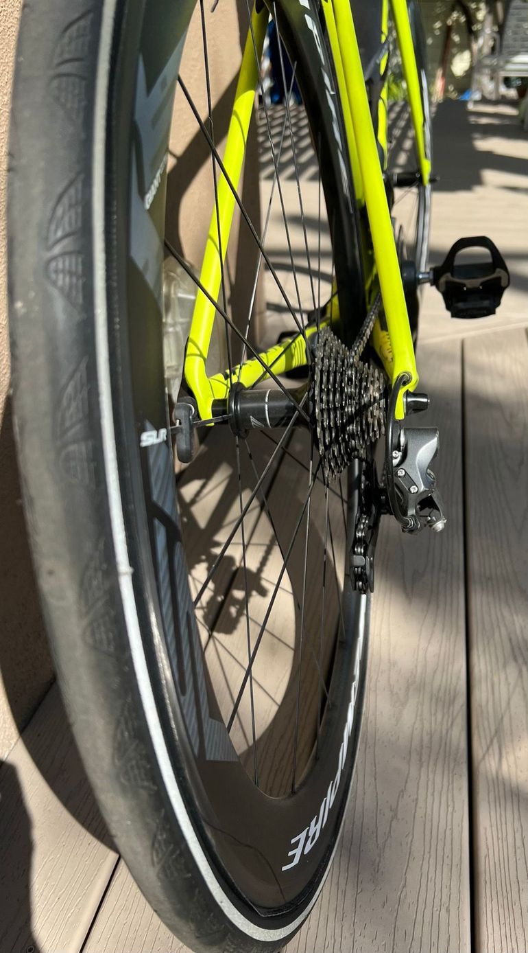 Used Giant TCR Advanced SL 2 2016 2016 Road & Gravel, White — image 3 of 5