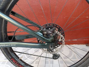 BH Lynx Shimano Deore XT 2022 Mountainbike de segunda mano, Verde — imagen 9 de 10