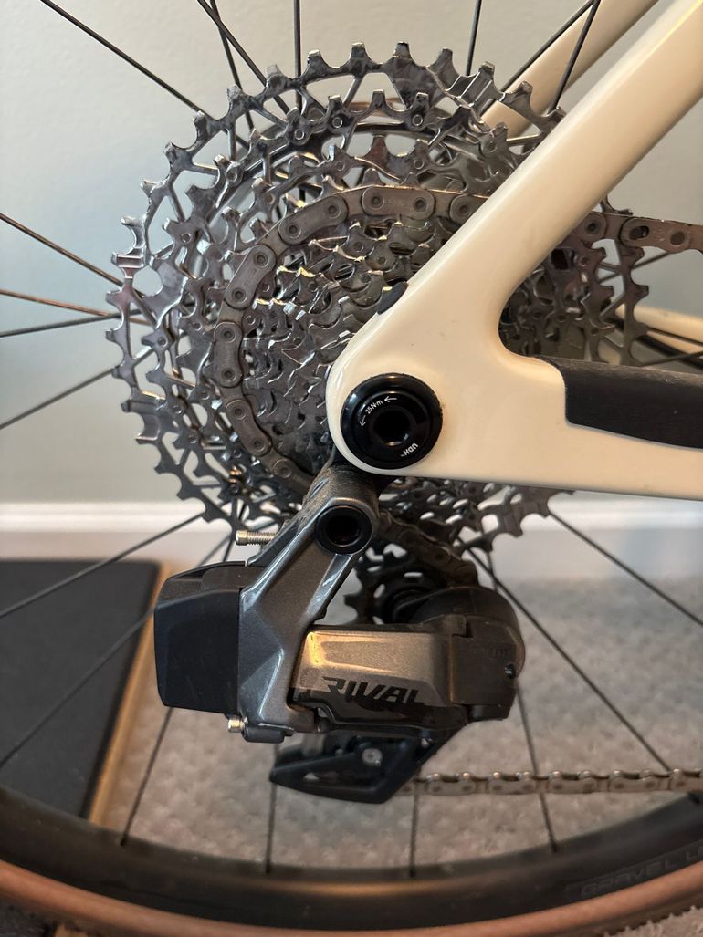 Used Canyon Grail CF SL 7 AXS 2024 2024 Road & Gravel, Black — image 3 of 3
