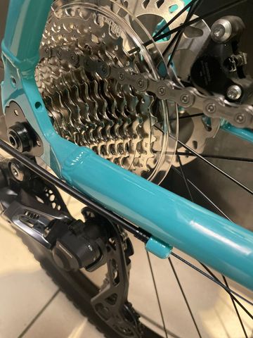 Used Bianchi Impulso Shimano GRX 2024 Road & Gravel, Green — image 4 of 6