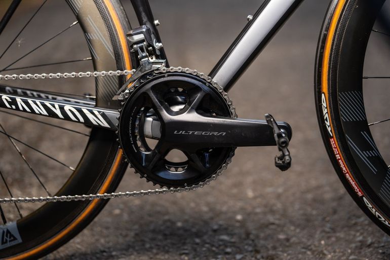 Used Canyon Ultimate Shimano Ultegra Di2 2018 Road & Gravel, Black — image 3 of 6