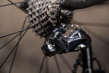 Used Canyon Ultimate Shimano Ultegra Di2 2018 Road & Gravel, Black — image 5 of 6