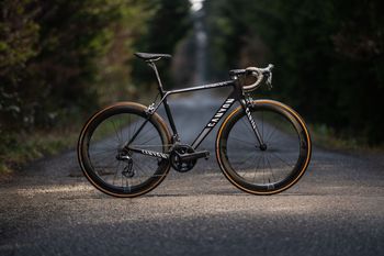 Used Canyon Ultimate Shimano Ultegra Di2 2018 Road & Gravel, Black — image 1 of 6