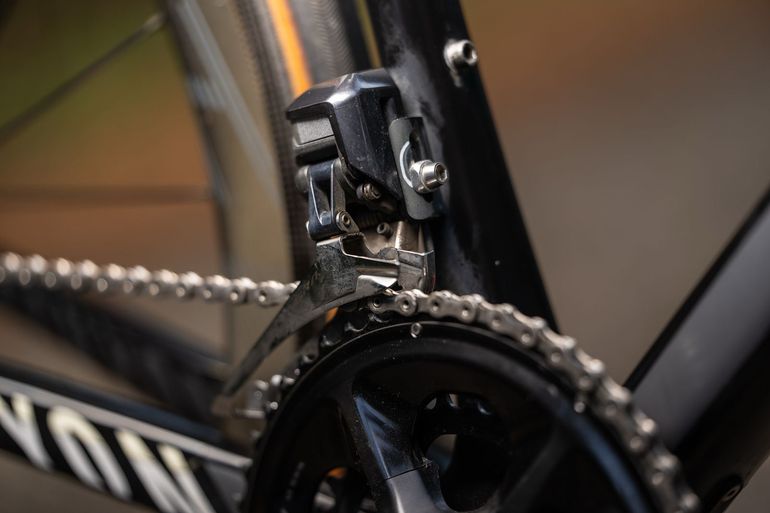 Used Canyon Ultimate Shimano Ultegra Di2 2018 Road & Gravel, Black — image 6 of 6
