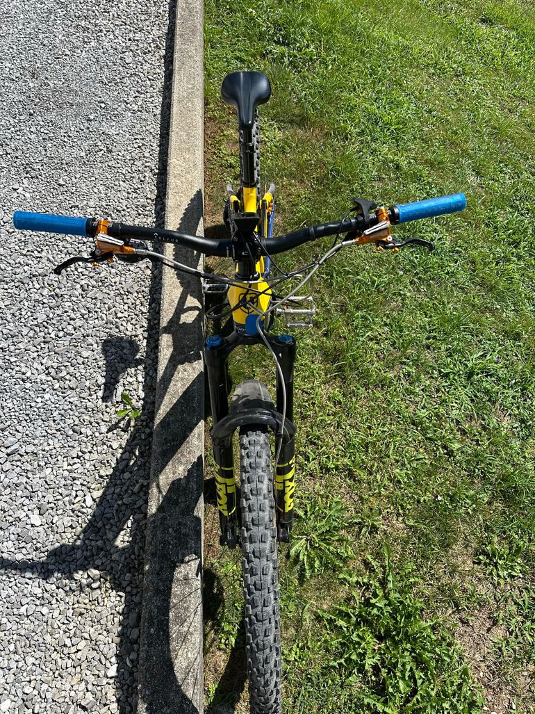 Used Mondraker LEVEL R 2022 2022 Mountainbike, Blue, 29 — image 6 of 6