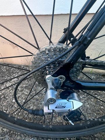 Used Giant Custom Other Shimano 2009 Road & Gravel, Black — image 3 of 8