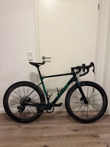 Factor LS - SRAM Force Wide 2024 Frameset 2024 Road & Gravel d'occasion