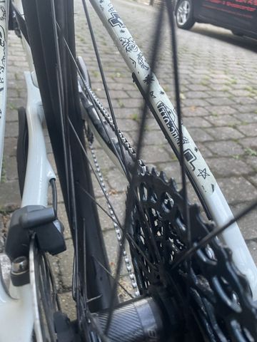 Used Specialized Epic SRAM GX Eagle 2024 Mountainbike, White, 29 — image 14 of 19