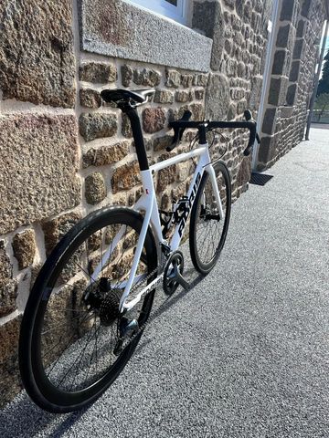 Použité Adris Custom Shimano Ultegra 2024 Road & Gravel — obrázek 2 z 3