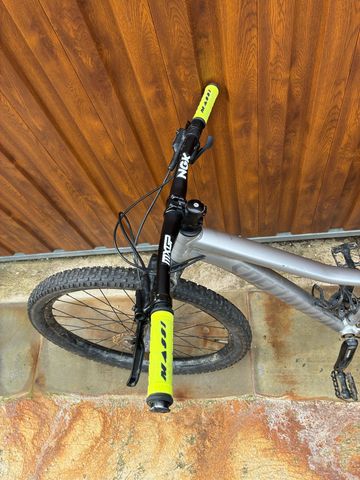 Specialiced Custom SRAM X01 Eagle AXS 2020 Mountainbike usato, Grigio chiaro — immagine 5 di 8