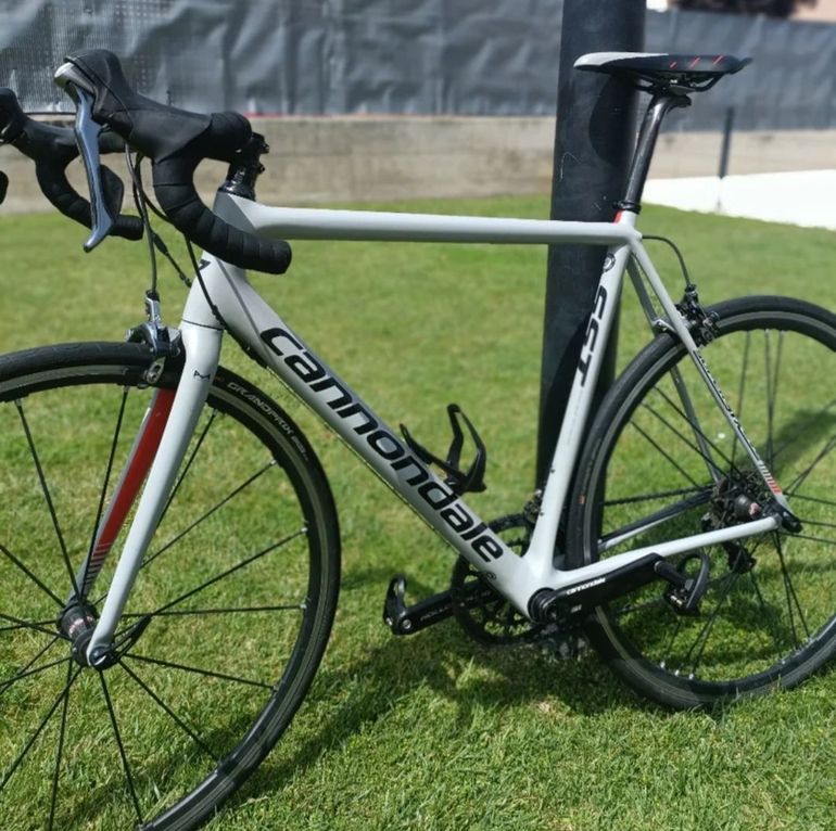 Used Cannondale SuperSix EVO Shimano Dura Ace 2016 Road & Gravel, Hellgrau — image 2 of 6