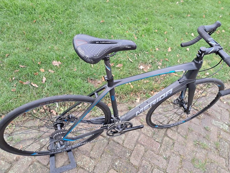 Used Merida RIDE DISC 3000 2016 2016 Road & Gravel, Black — image 5 of 7