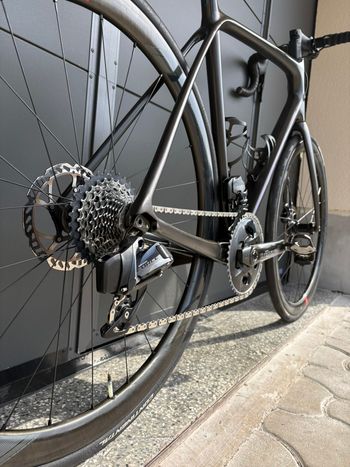 Used Scott Addict SE 2021 2021 Road & Gravel, Black — image 6 of 11