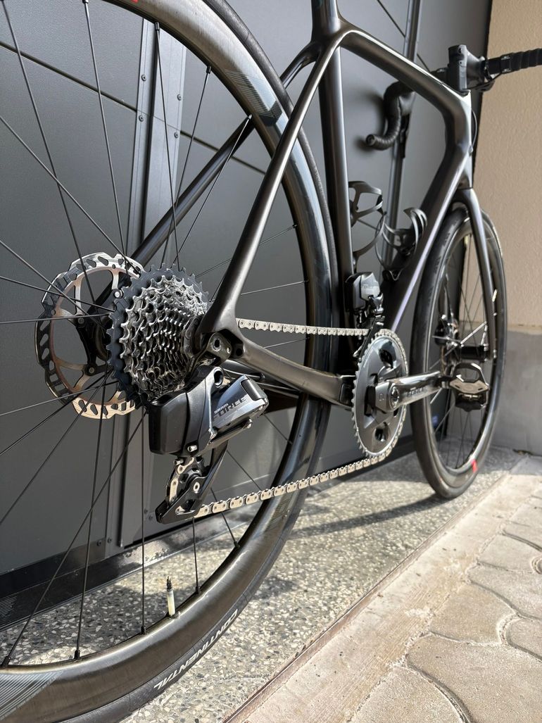Used Scott Addict SE 2021 2021 Road & Gravel, Black — image 6 of 11