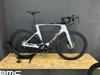 Used BMC Teammachine R 01 FIVE 2026 2026 Road & Gravel, Weiß — image 1 of 6