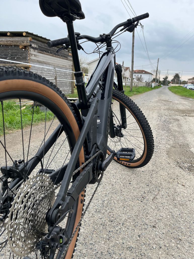 Used Trek POWERFLY FS+ 6 2026 Mountainbike — image 3 of 4