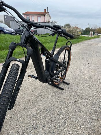 Used Trek POWERFLY FS+ 6 2026 Mountainbike — image 2 of 4