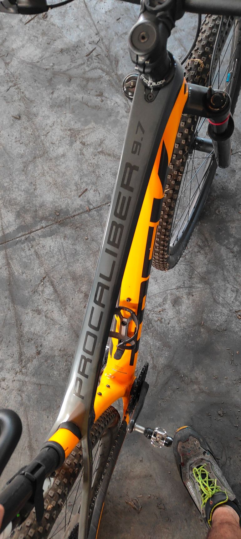 Used Trek Procaliber SRAM GX Eagle 2022 Mountainbike, Orange — image 3 of 8