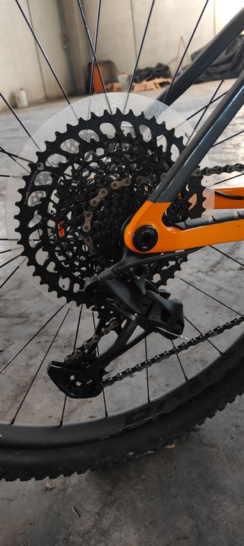 Used Trek Procaliber SRAM GX Eagle 2022 Mountainbike, Orange — image 2 of 8