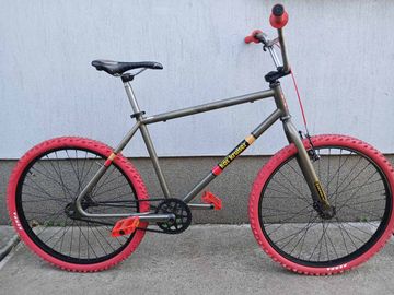 Used Mongoose Kos Kruiser 2012 Urban & Touring