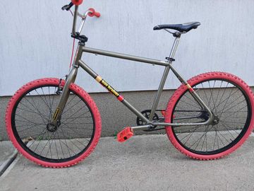 Used Mongoose Kos Kruiser 2012 Urban, Light Gray — image 2 of 4