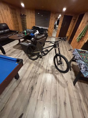 Used Commencal Furious Single Speed / Fixed Gear 2019 Mountainbike, Black — image 3 of 6