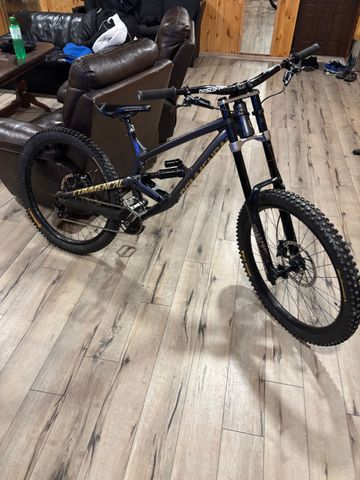Used Commencal Furious Single Speed / Fixed Gear 2019 Mountainbike, Black — image 4 of 6