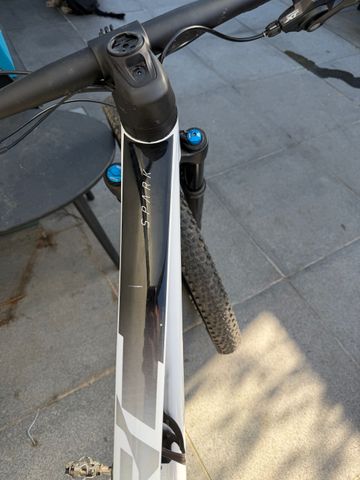 Gebrauchtes Scott Spark Shimano XTR 2025 Mountainbike, Weiß — Bild 8 von 9