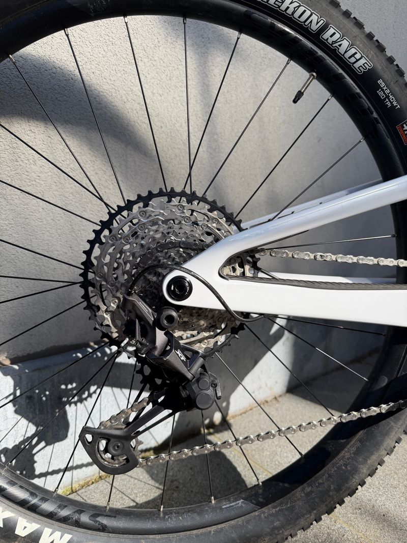 Gebrauchtes Scott Spark Shimano XTR 2025 Mountainbike, Weiß — Bild 3 von 9