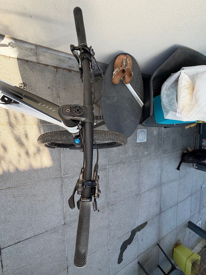 Gebrauchtes Scott Spark Shimano XTR 2025 Mountainbike, Weiß — Bild 6 von 9