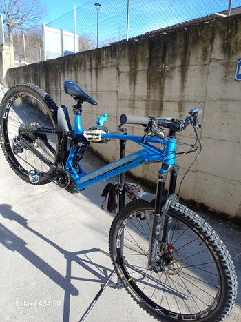 Used Mondraker CHASER R 2022 2022 Mountainbike, Blu — image 4 of 7