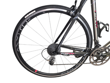 FRW Silverado - Titanio 2012 Road & Gravel usato, Grigio chiaro — immagine 17 di 21