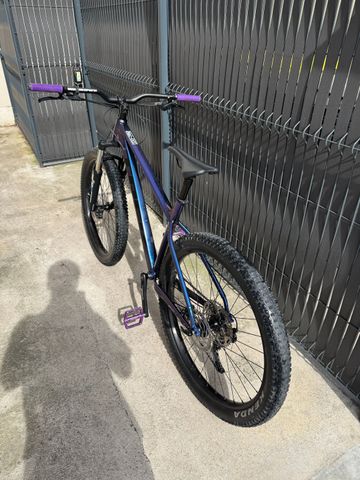 Used Trek Roscoe 6 2022 2022 Mountainbike, Purple, 27.5 — image 5 of 6