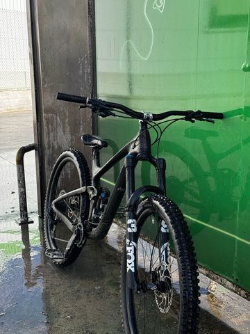 Gebrauchtes Giant Reign Advanced Pro 1 2023 2023 Mountainbike, Schwarz, 29 — Bild 4 von 8