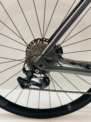 Used Trek Emonda Shimano Ultegra 2024 Road & Gravel, Light Gray — image 4 of 11
