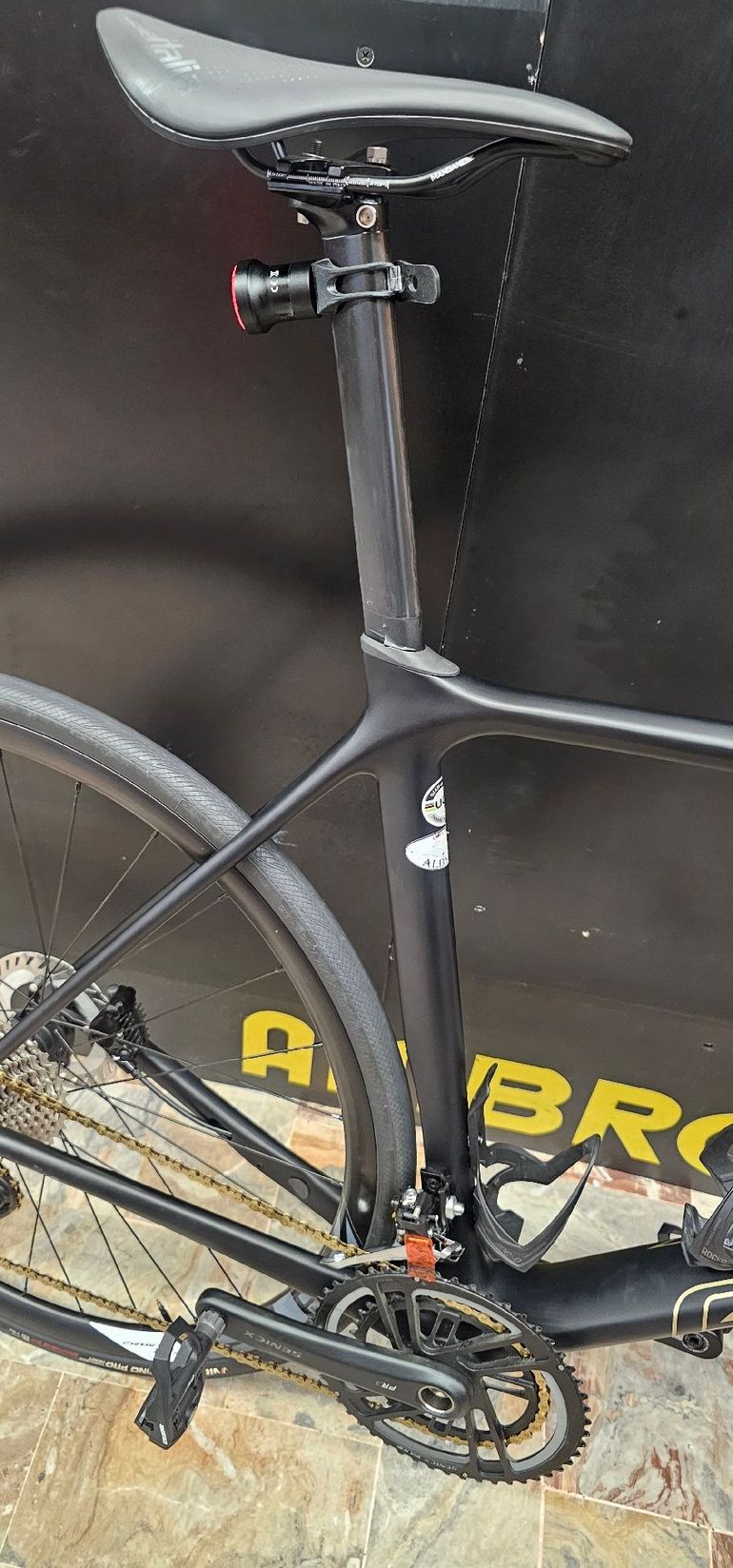 Used Giant Tcr Shimano 105 2022 Road & Gravel, Black — image 4 of 5